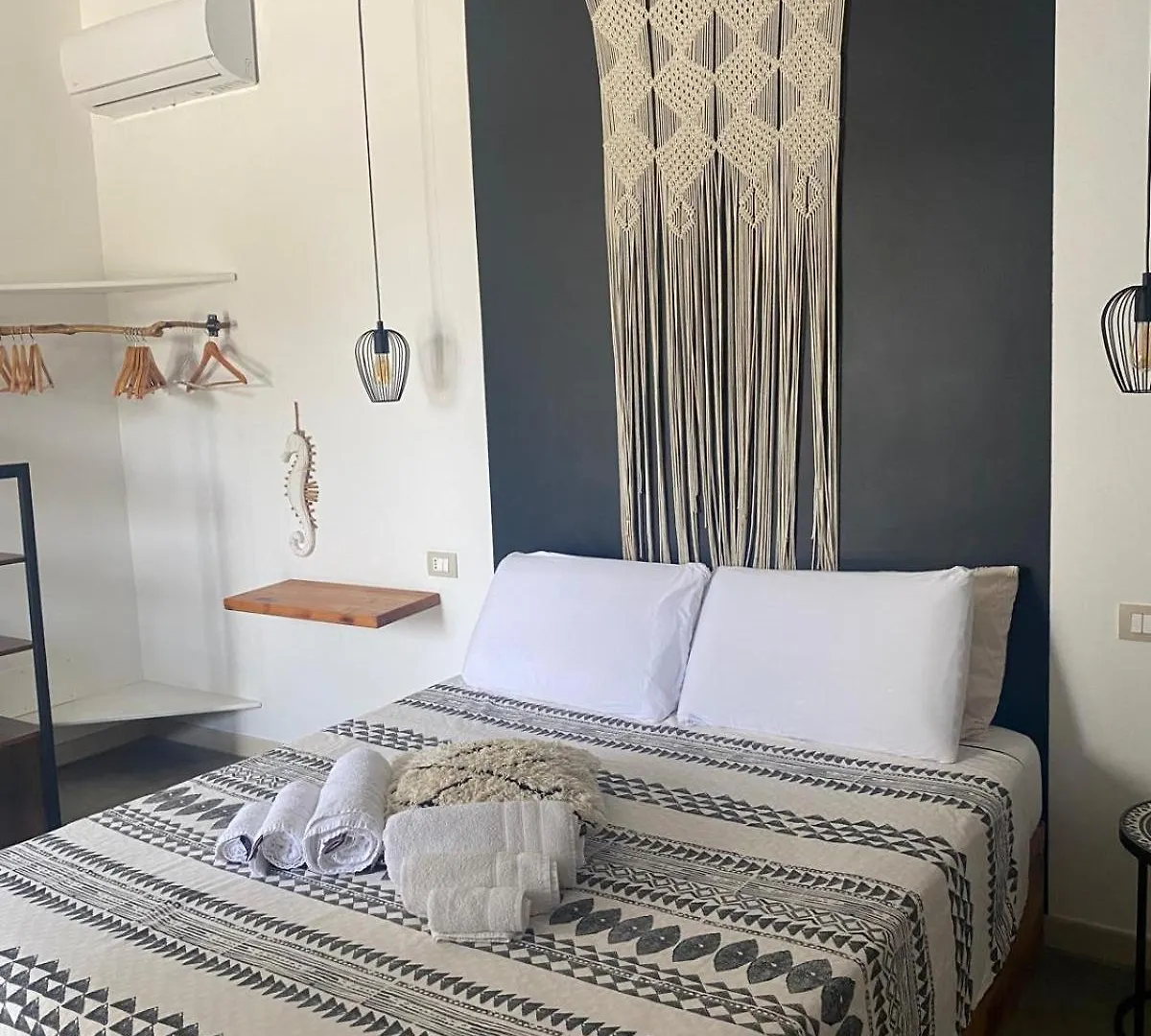 마르자메미 Isola Dei Poeti B&B 3*,  이탈리아